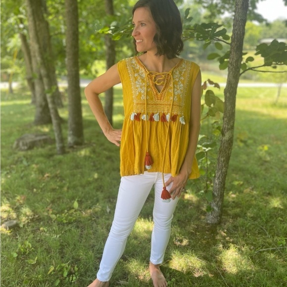 Altar’d State Sleeveless Blouse Size Small - Picture 2 of 3